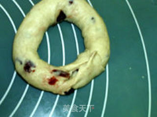 蔓越莓面包圈的做法步骤:16
