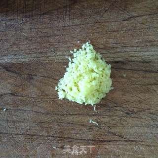 姜汁菠菜的做法步骤:2