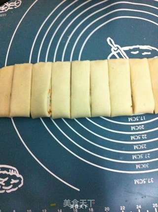 双色花卷的做法步骤:10