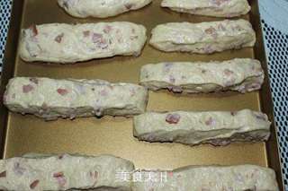 【荷美尔培根试用】培根奶酪面包条的做法步骤:8
