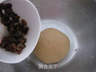 红糖桂圆全麦面包的做法步骤:5