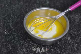 酸奶杯子蛋糕的做法步骤:4