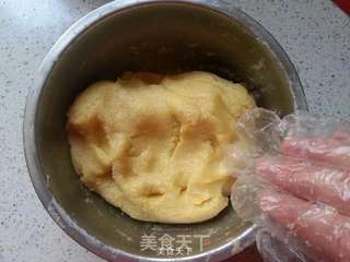 椰蓉蛋黄小饼干的做法步骤:7