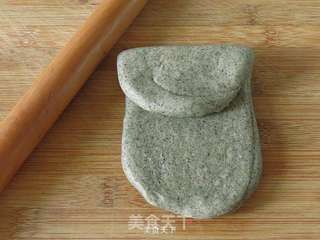粗粮至上——补肾益气芝麻面包的做法步骤:6