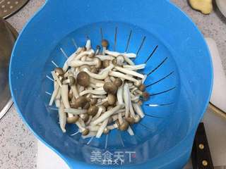 健康小炒---腊肉菌菇炒山药的做法步骤:2