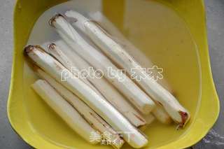 山药木耳排骨汤的做法步骤:3