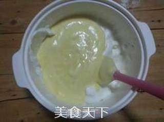蓝莓酸奶蛋糕的做法步骤:8