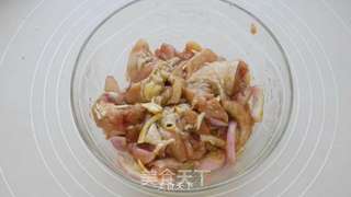 【滋味鸡肉烤串】的做法步骤:3