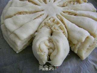 肉松太阳花面包的做法步骤:10