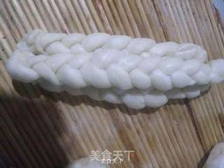 白玉小辫子~麻花馒头的做法步骤：7