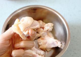 【无油香酥棒棒翅】:用空气炸锅做健康炸物的做法步骤:2