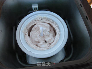 草莓冰激凌的做法步骤:9