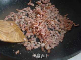 沙拉酱培根炒饭的做法步骤:3