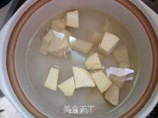 酸酸甜甜红薯菠萝汤的做法步骤:4