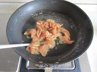 菠萝鸡肉炒意面的做法步骤:6