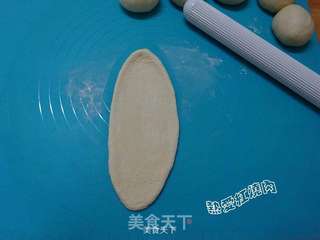 【丘比系列产品试用报告】——沙拉豆沙排包的做法步骤:8