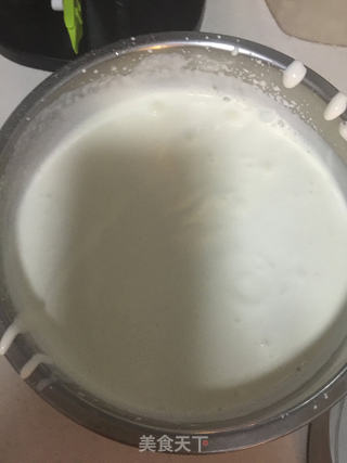 比翼鸟情侣蛋糕的做法步骤:2