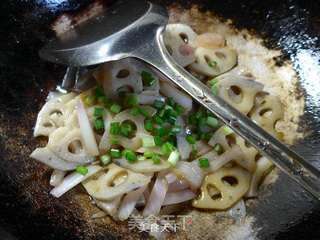 洋葱炒莲藕的做法步骤：10