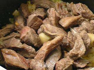 台湾风半筋炖半肉 ♥ 炖牛肉 6的做法步骤:4