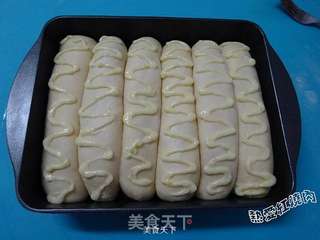 【丘比系列产品试用报告】——沙拉豆沙排包的做法步骤:13