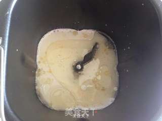 面包机版黑加仑切片面包的做法步骤:2