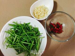 指天椒炒蕃薯梗的做法步骤:4