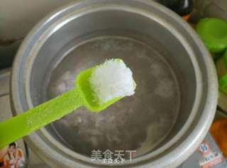 肉片蛋花汤的做法步骤:3
