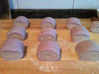 紫甘蓝双色馒头的做法步骤:15