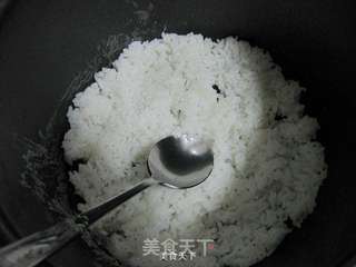 剩饭的华丽转身——咸肉土豆焖饭的做法步骤:6