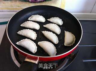 芹菜鸡蛋盒子的做法步骤:10