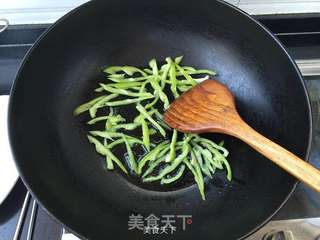 尖椒茄子丝的做法步骤:5