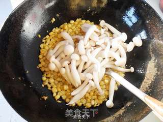 小炒白玉菇的做法步骤:7