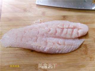 糖醋龙利鱼柳的做法步骤:2