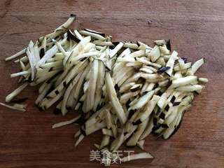 尖椒茄子丝的做法步骤:2