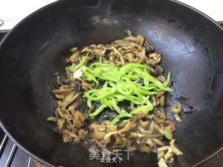 尖椒茄子丝的做法步骤:9