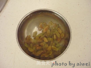 水晶门钉的做法步骤:3