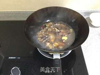 咸肉焖素鸡的做法步骤:5