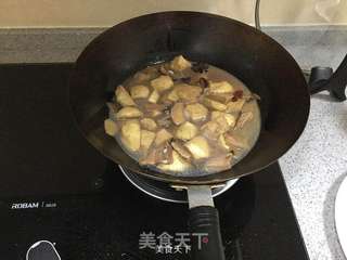 咸肉焖素鸡的做法步骤：6