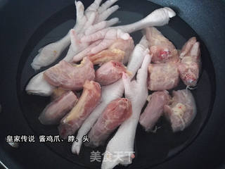 酱鸡爪、脖、头的做法步骤:3