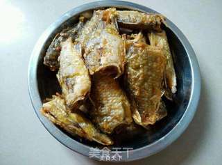 香煎小鲫鱼的做法步骤:6