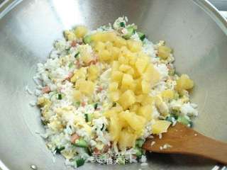 菠萝炒饭的做法步骤:8