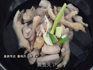 酱鸡爪、脖、头的做法步骤:5