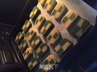 双色格子饼干的做法步骤:12