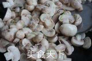素炒鲜口蘑的做法步骤:7