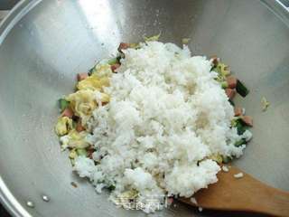 菠萝炒饭的做法步骤:7