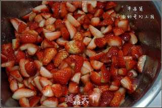 草莓酱的做法步骤:4