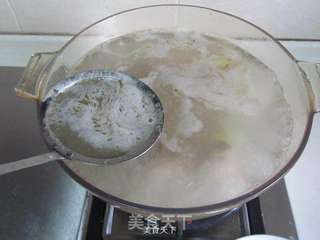 玉米蚕豆排骨汤的做法步骤:7
