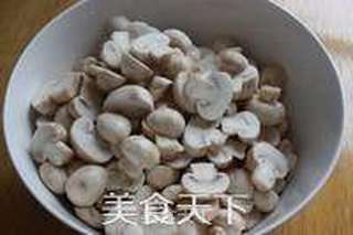 素炒鲜口蘑的做法步骤:3