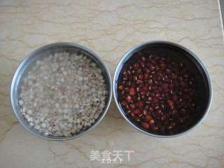 炼乳红豆薏米汤的做法步骤:2