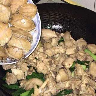 鲍鱼炆鸡的做法步骤:12